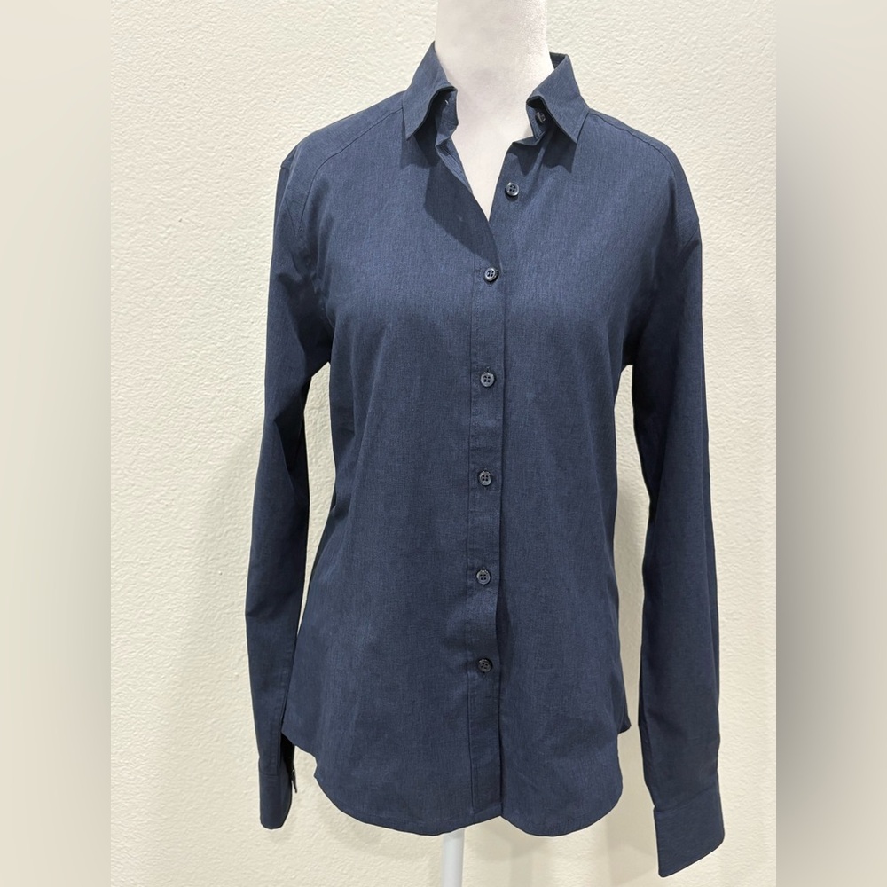 North End Sport Women's Navy Button Down Shirt Size M
